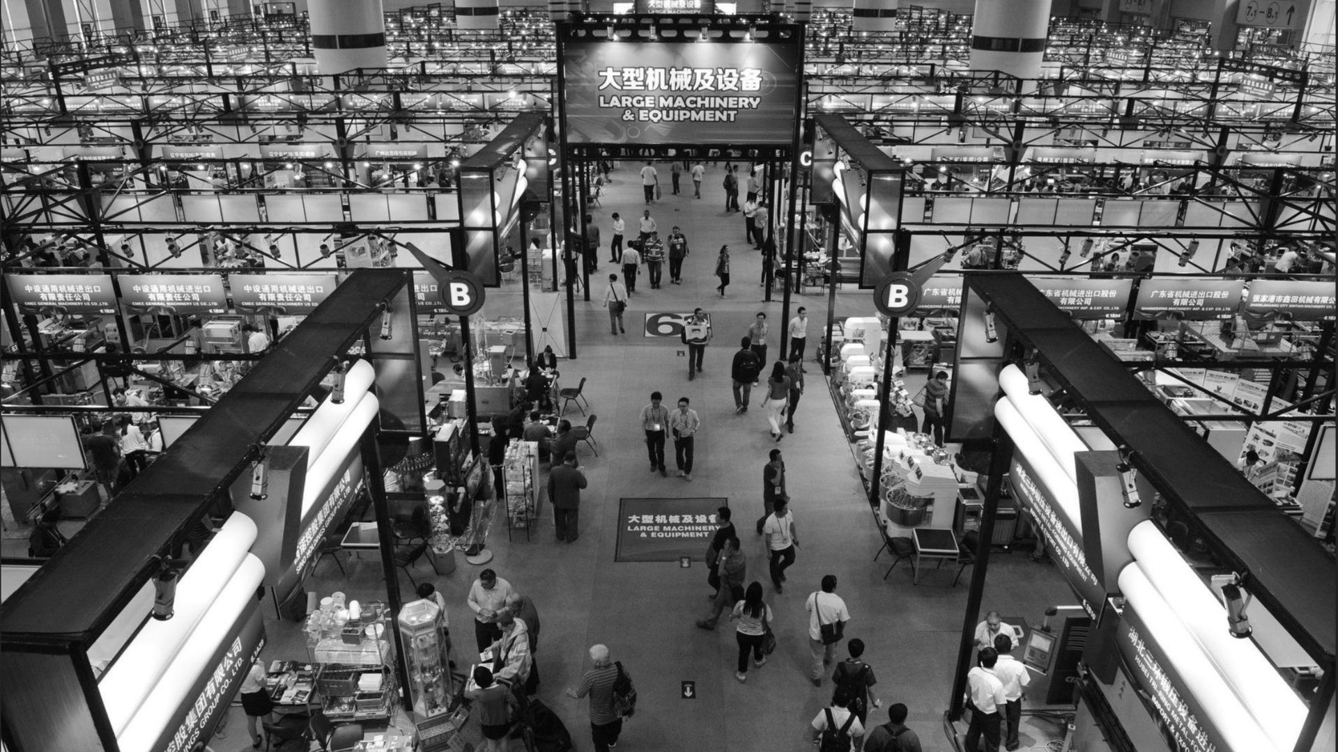 When to Use Alibaba for Furniture Sourcing: The Strategic Case
