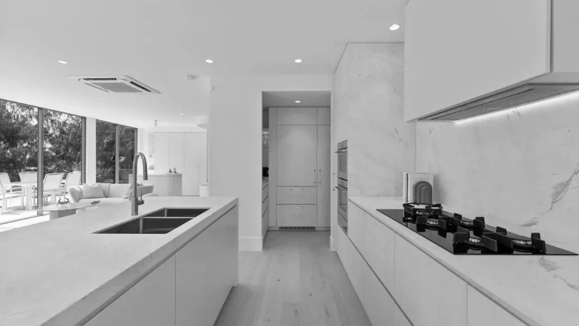 The Cabinet Hub architectural kitchen hardware and cabinetry fittings case study